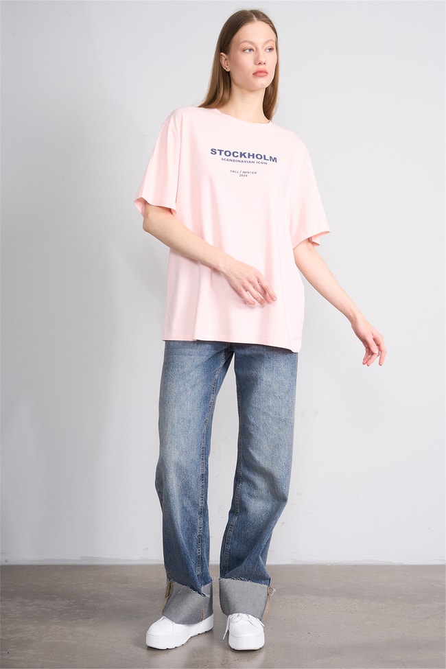 Helly Y25 Mb-6056 Pudra Kadın Stockholm Yazı Baskılı T-Shirt