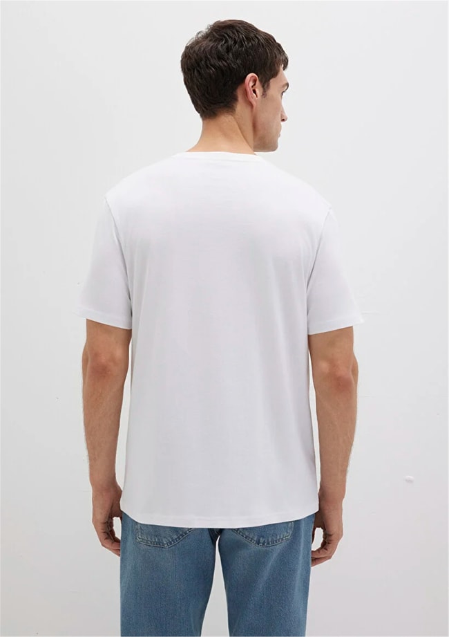 Mavı M066483-620 Beyaz Erkek Regular Kısa Kol Basıc T-Shırt