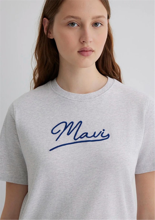Mavi Y26 M1612421-87033 Lıght Grey Melange Kadın Regular Mavi Jeans Baskılı T-shirt