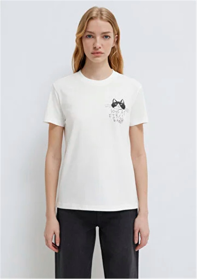 Mavi Y26 M1613723-70057 Kırık Beyaz Kadın Slim Kedi Baskılı T-shirt