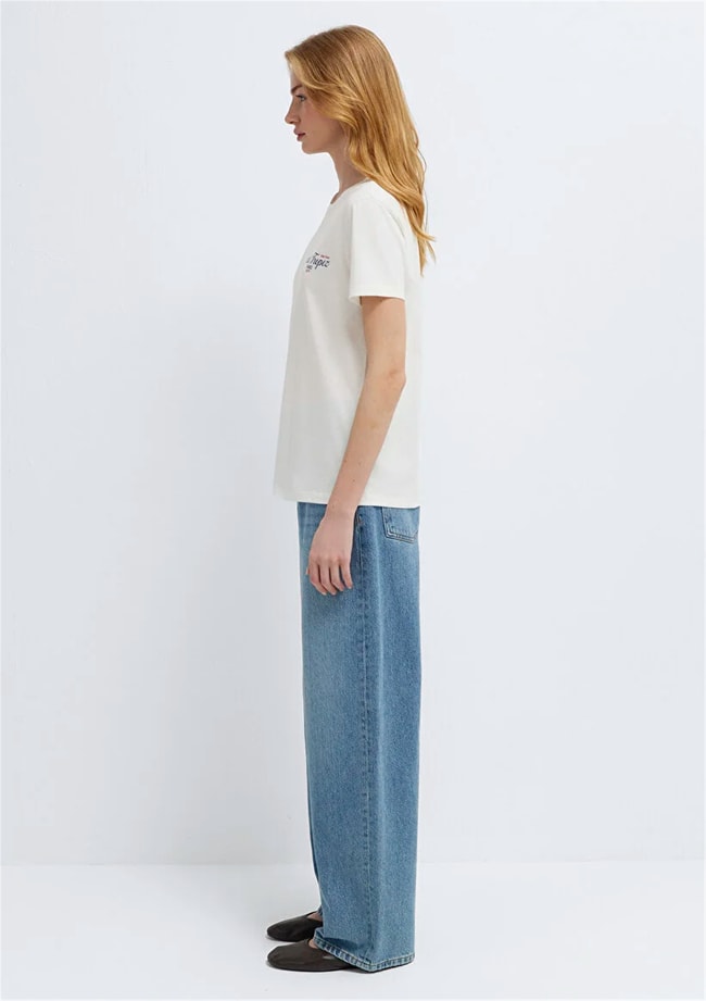 Mavi Y26 M1613891-80194 Hindistan Cevizi Kadın Slim Slogan Baskılı T-shirt
