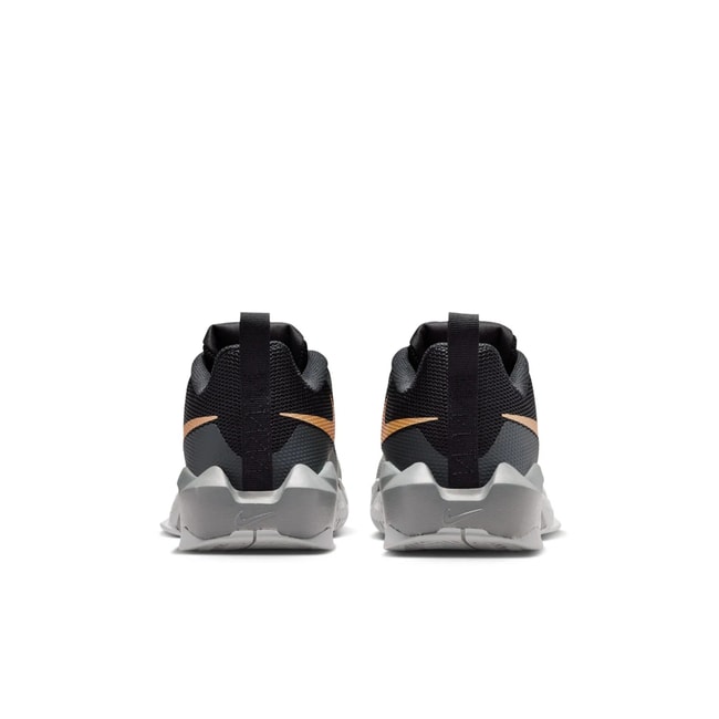 Nıke Ih2308 S.T. Dynamıte Gs 001 Black/Metallıc Gold-Wolf Grey-Smoke Grey Garson Spor Ayakkabı