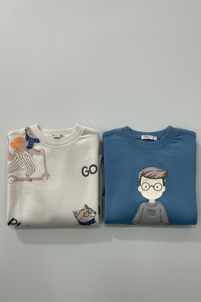 Erkek Çocuk Pamuklu Mavi ve Bej Baskılı Sweatshirt 2'li Set - Karakter ve Kaykay Temalı Üst