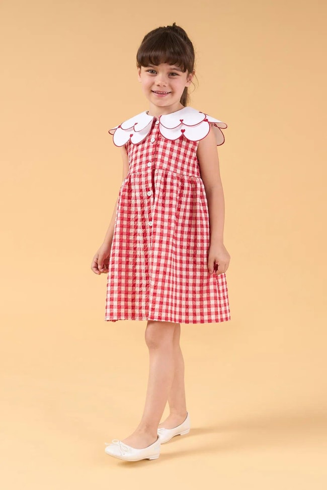 Kız Çocuk Kırmızı Ekose Düğmeli Kalpli Yaka Detaylı Elbise