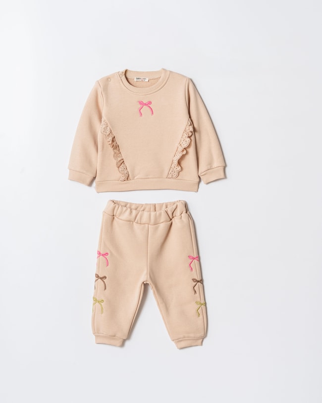 Kız Çocuk Pamuklu Krem Dantel ve Fiyonk Detaylı Eşofman Takımı - Yumuşak Kumaşlı İki Parça Set