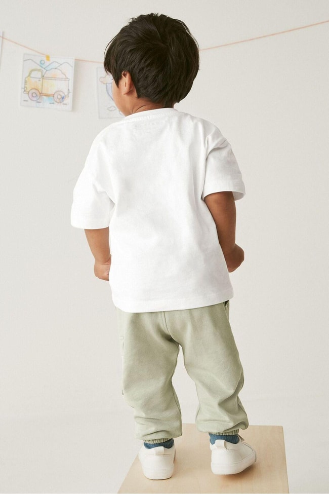 Erkek Çocuk Desenli Beyaz Pamuklu T-shirt Çizgili Jogger Eşofman Alt-üst Takım