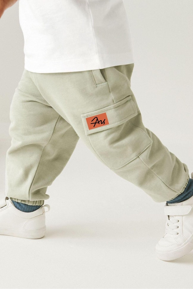 Erkek Çocuk Desenli Beyaz Pamuklu T-shirt Çizgili Jogger Eşofman Alt-üst Takım