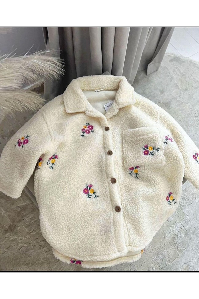 Kız Çocuk Çiçek İşlemeli Yünlü Ceket