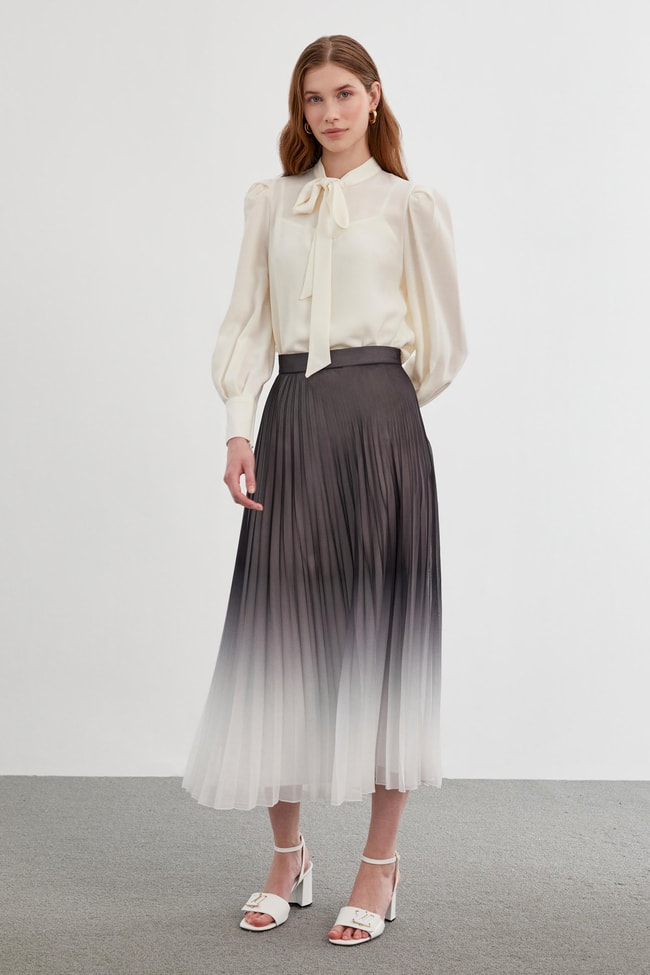 Pleated Black Long Skirt ETK-0148