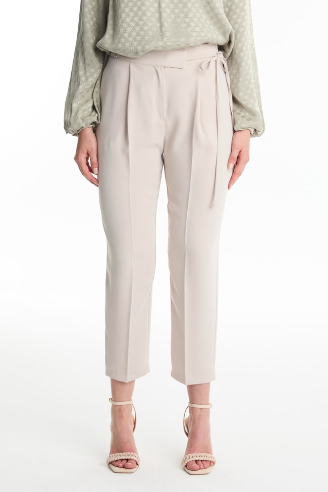 Kuşak Detaylı Bej Pantolon P-0229