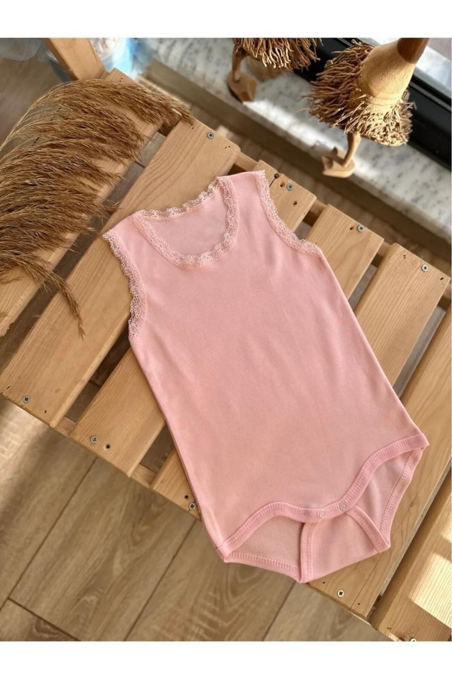 Kız Bebek Pamuklu Sıfır Kol Dantelli 4'lü Çıtçıtlı Zıbın Seti