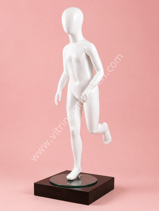 ÇOCUK VİTRİN BOY MANKEN