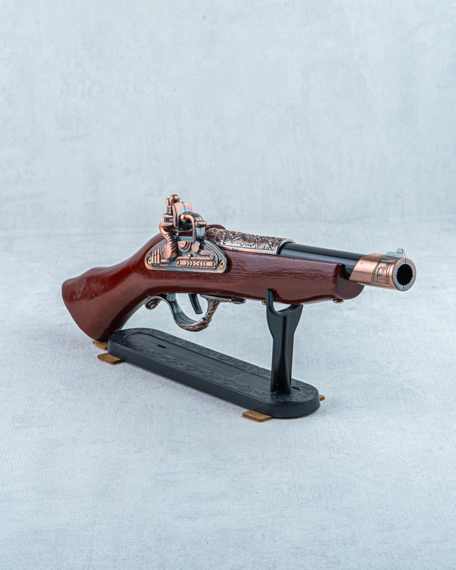 DekuvaDEKORATİF 40CM PİSTOLOKÇUBEY TH465