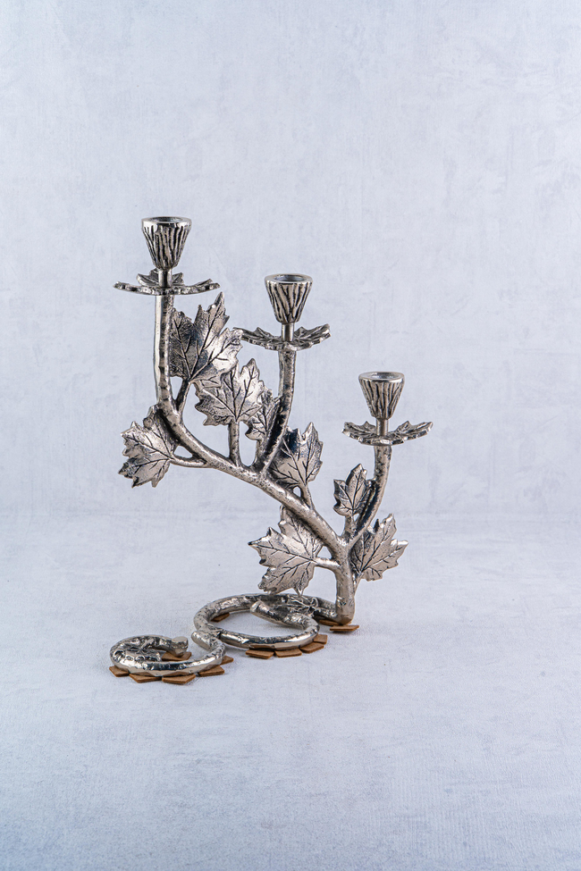 DekuvaMAPLE LEAF 3 LIGHTS CANDLE HOLDER NICKEL ANTIQUE 30,5*23*33LAMEDOR 1KG-3890