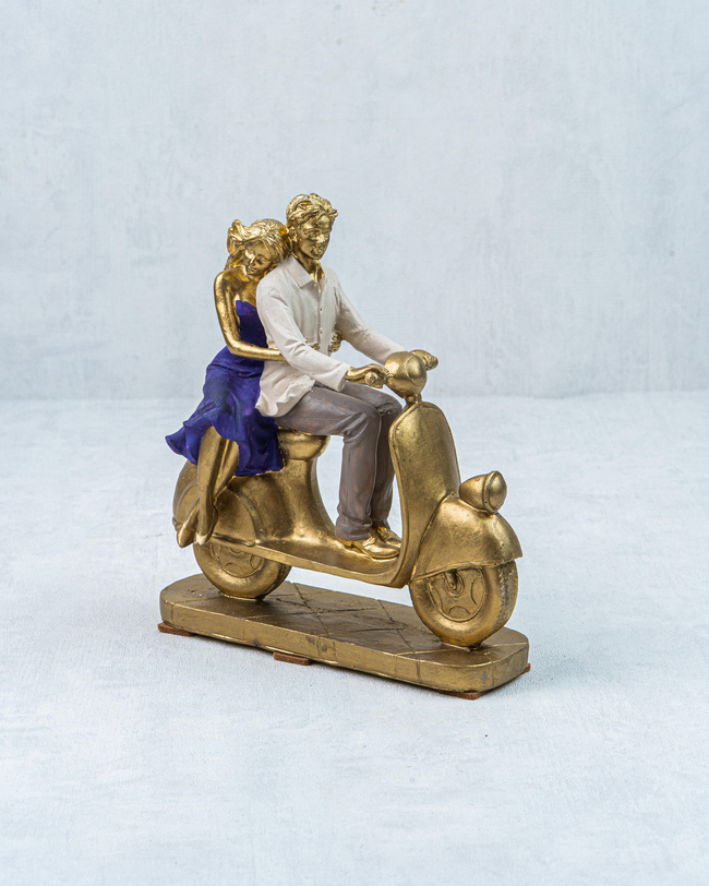 DekuvaPOLYESTER OBJEINVEE HOME STATUE-2