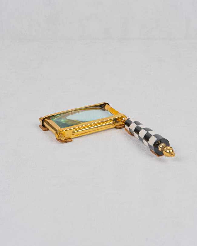 DekuvaSİYAH BEYAZ GOLD BÜYÜTEÇEVDEMA AK.IR0107