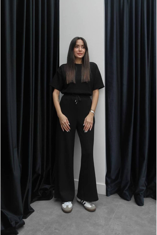 Kadın Oversize Bisiklet Yaka Tişört ve Geniş Paça Rahat Kesim Alt Üst Takım