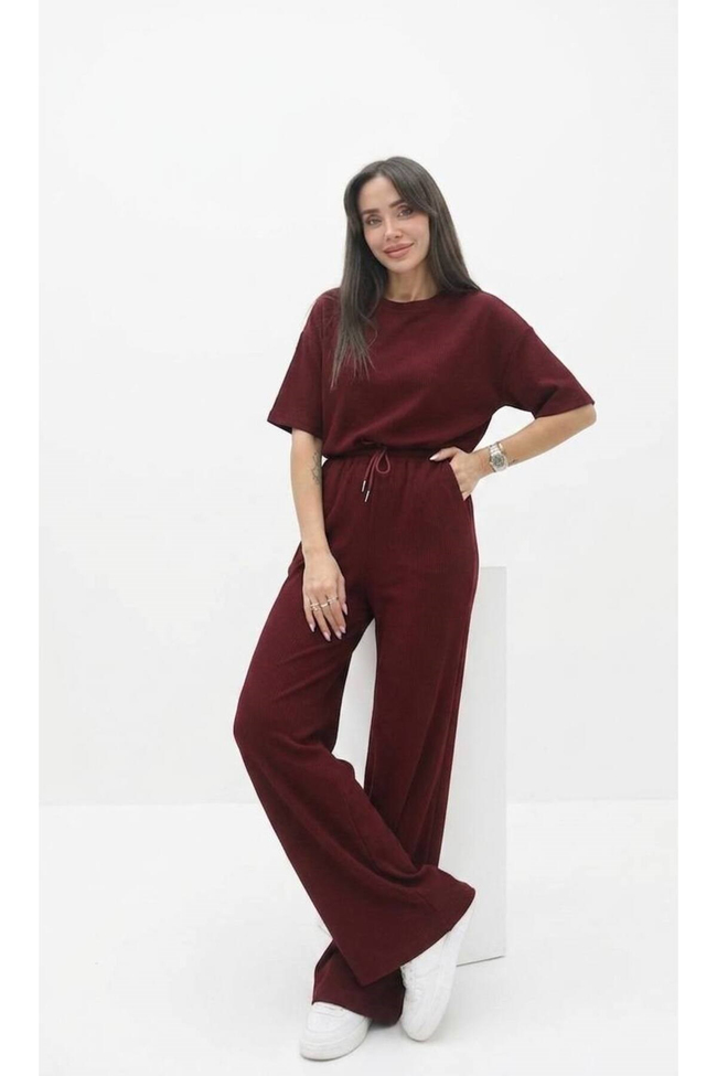 Kadın Oversize Bisiklet Yaka Tişört ve Geniş Paça Rahat Kesim Alt Üst Takım