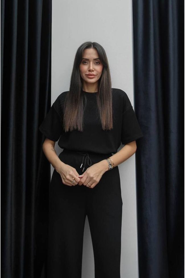 Kadın Oversize Bisiklet Yaka Tişört ve Geniş Paça Rahat Kesim Alt Üst Takım