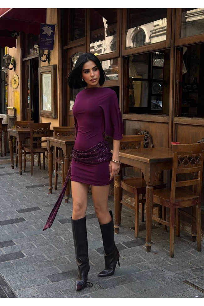 Kadın Payet Detaylı Sırt Dekolteli Geniş Kollu Kuşaklı Mini Elbise