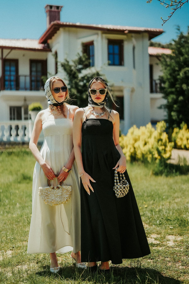 MAY REM Kadın Siyah Askılı Dantel Detaylı Pileli Midi Boy Prenses Model Abiye Elbise
