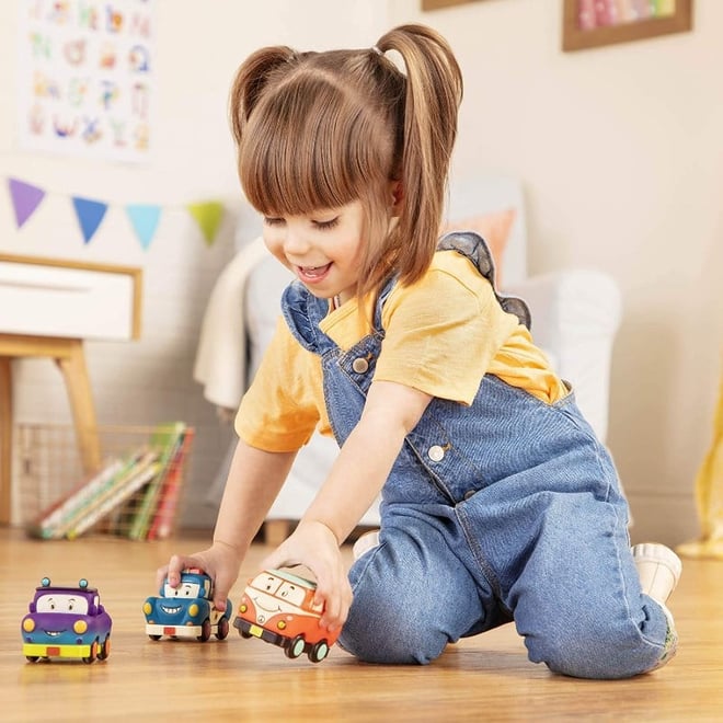 B. Toys 3'lü Mini Çek-Bırak Araba Seti - Polis/Retro Van/Jeep