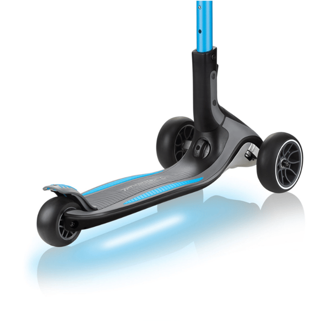 Globber Ultimum Işıklı Scooter - Mavi