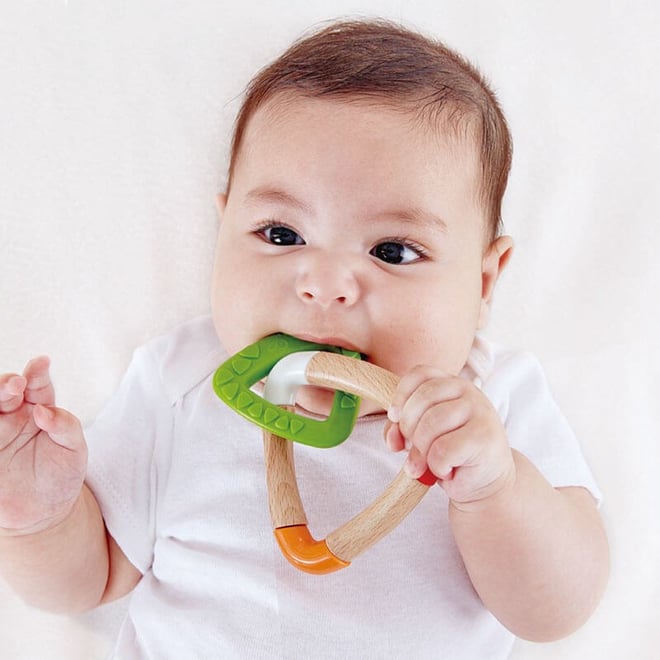 Hape Double Triangle Üçgen Diş Kaşıyıcı