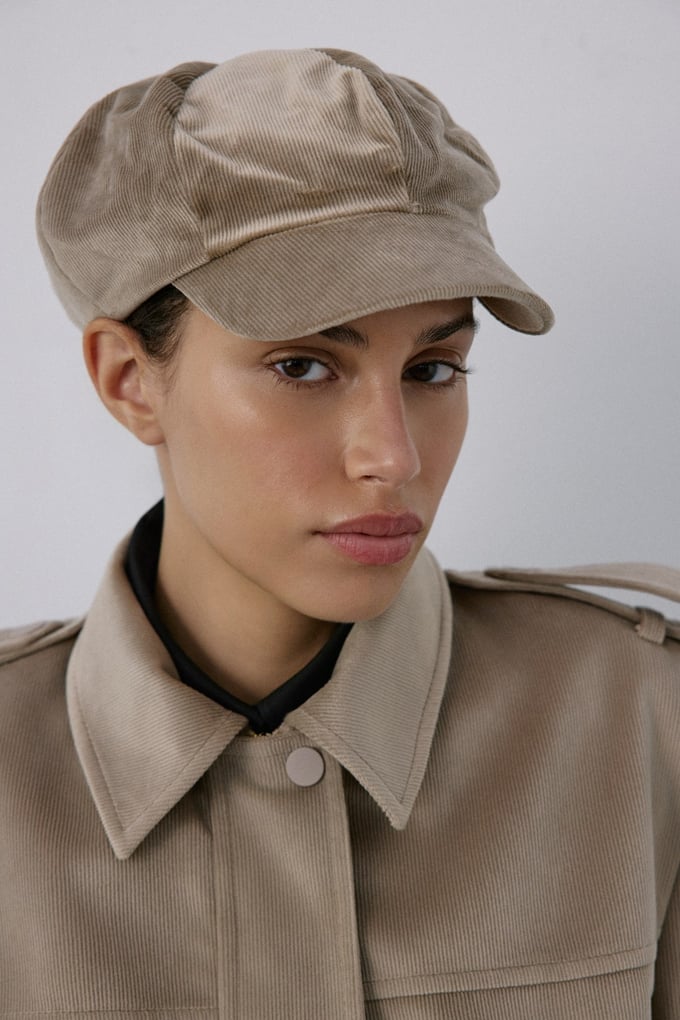 Velvet Short Curved Brim Camel Hat