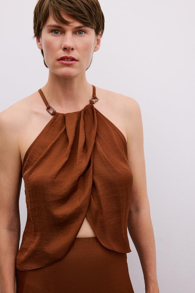 Accessory Detailed Halter Neck Brown Crop Blouse