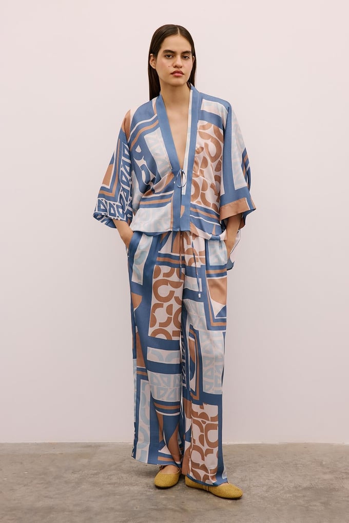 Tie-Up Patterned Indigo Kimono