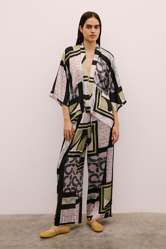 Tie-Up Patterned Black Kimono
