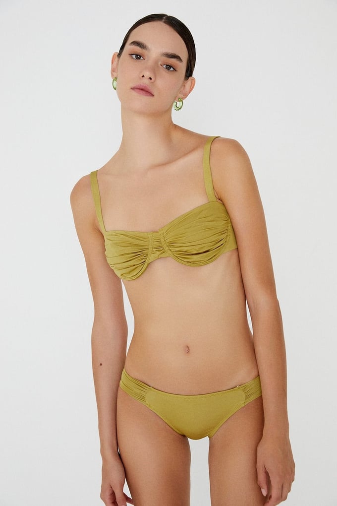 Büzgülü Yeşil Bikini Üstü
