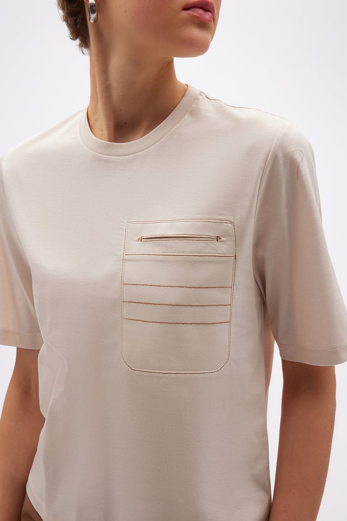 Cep Detaylı Basic Taş T-Shirt