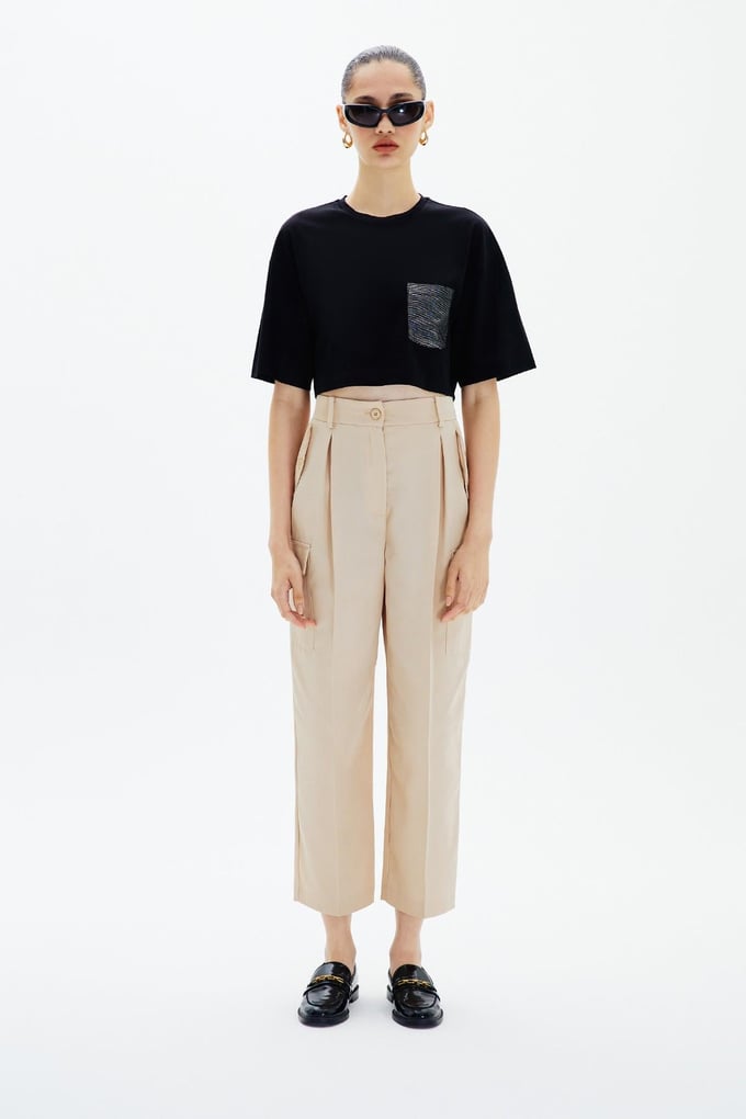 Basic Black Crop T-Shirt