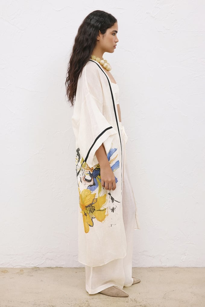 Off-Shoulder Black Striped Patterned Ecru Kimono