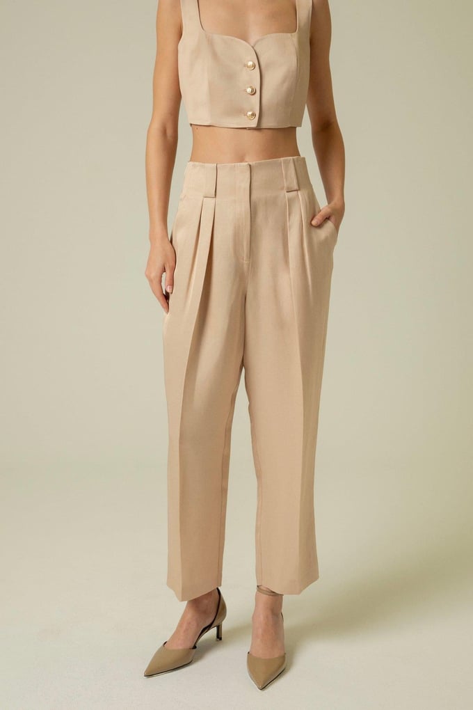 Carrot Leg Beige Pants