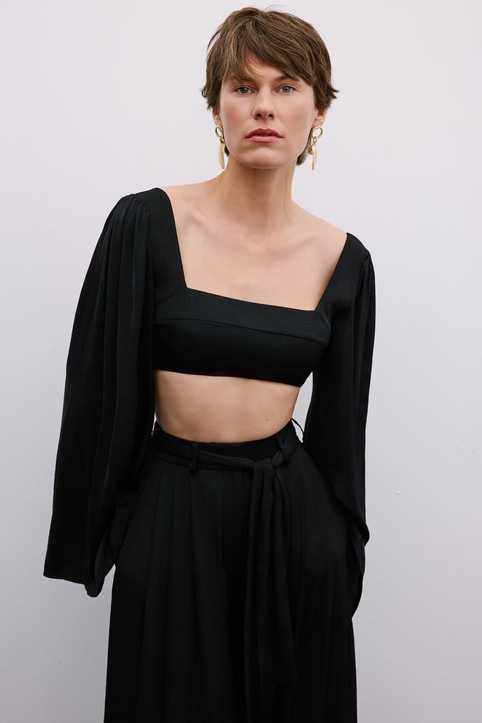 Shoulder-Tied Wide-Sleeve Black Crop Blouse