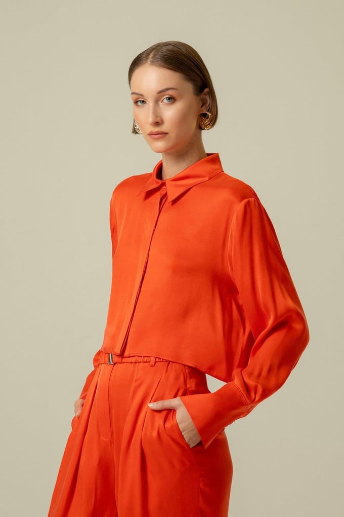 Front Buttoned Relaxed Fit Coral Crop Shirt
