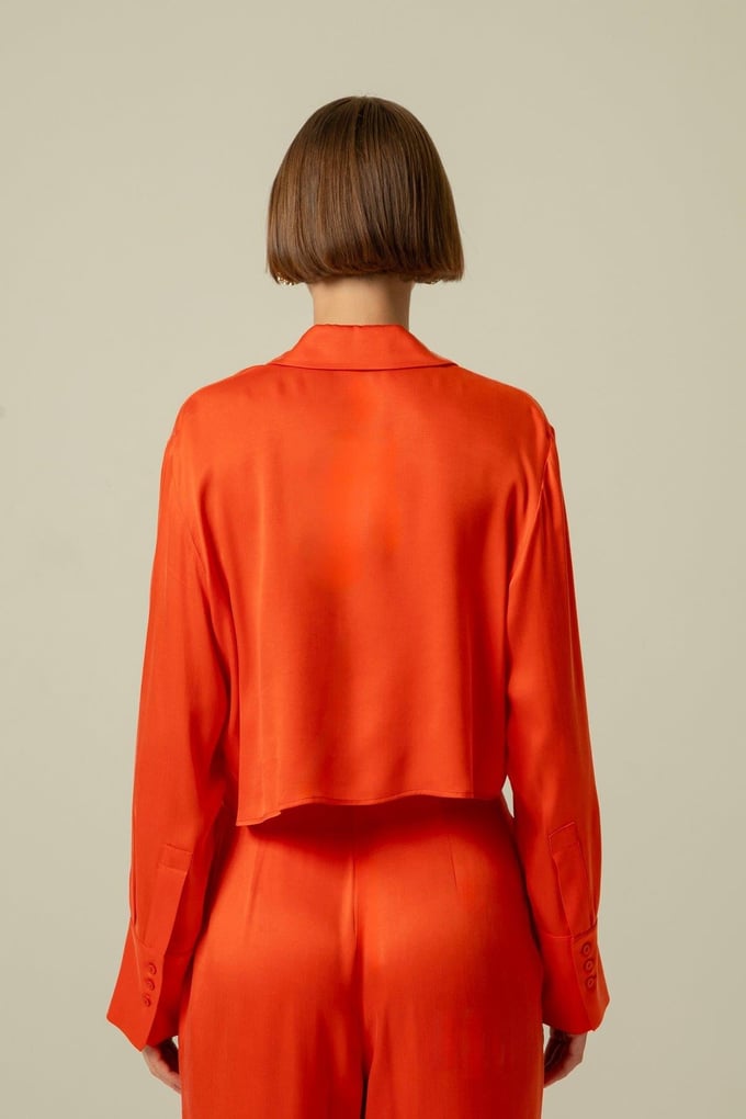 Front Buttoned Relaxed Fit Coral Crop Shirt