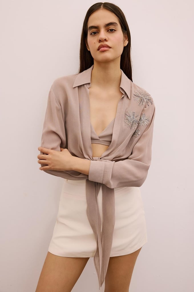 Payet İşlemeli Bağlamalı Vizon Crop Bluz