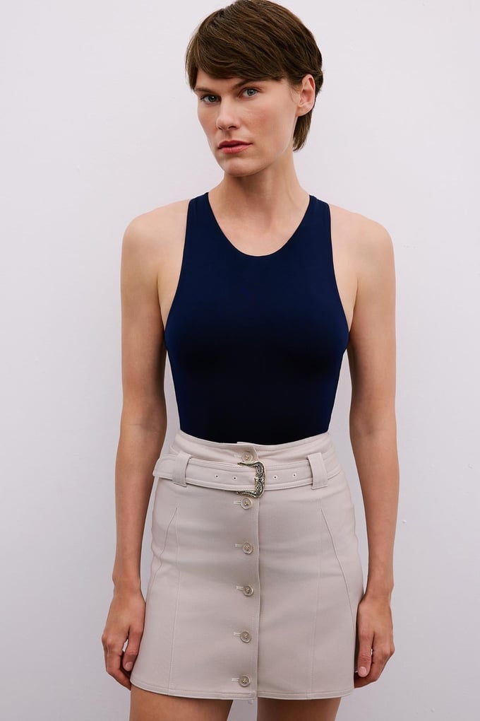 Elegant Belted Mini Grey Skirt
