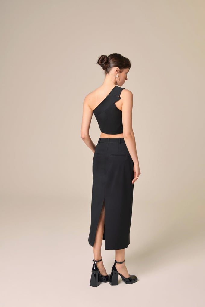 Tek Omuzlu Siyah Crop Top