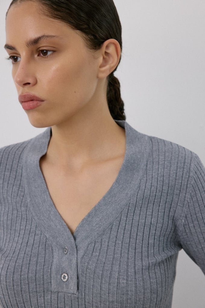 V Neck Ribbed Knit Grey Sweater