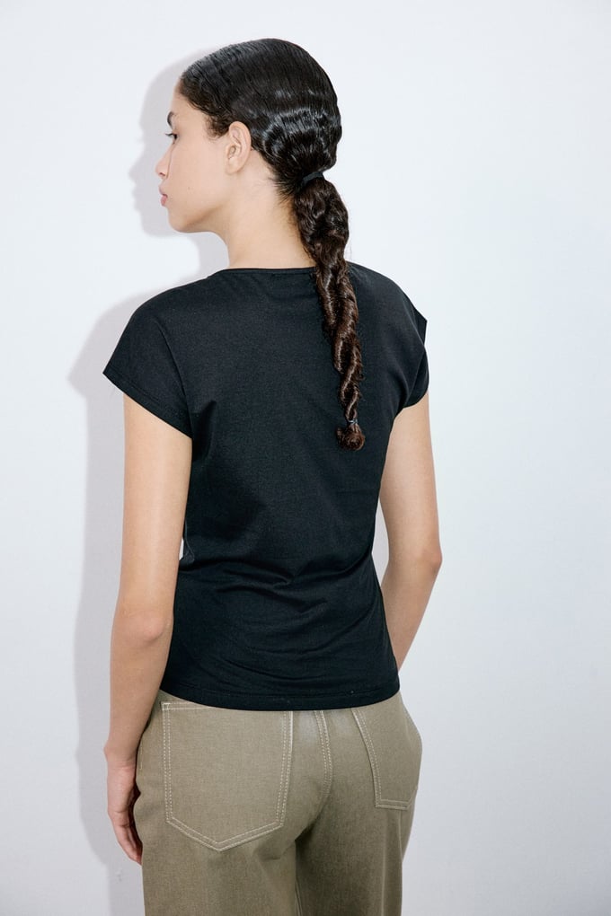 22226145 T-SHIRT