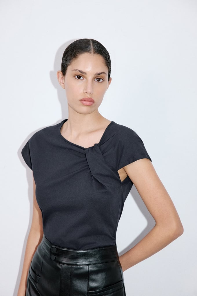 22226145 T-SHIRT