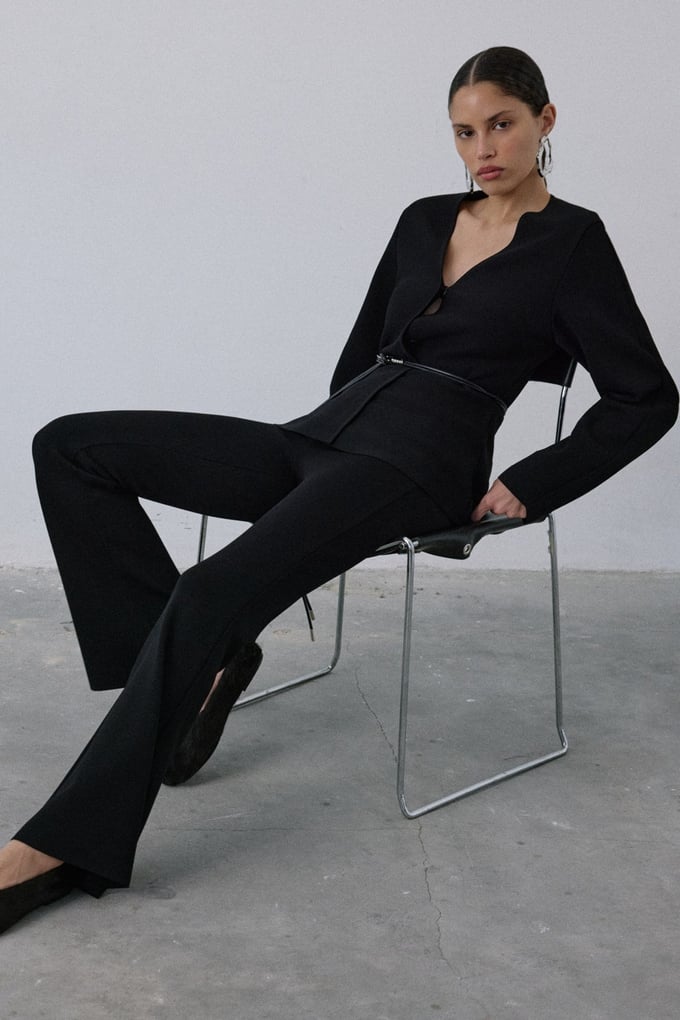 23026077 HIRKA
