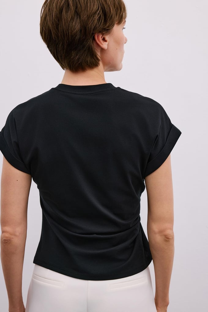 Accessory Detailed Ruched Black T-Shirt
