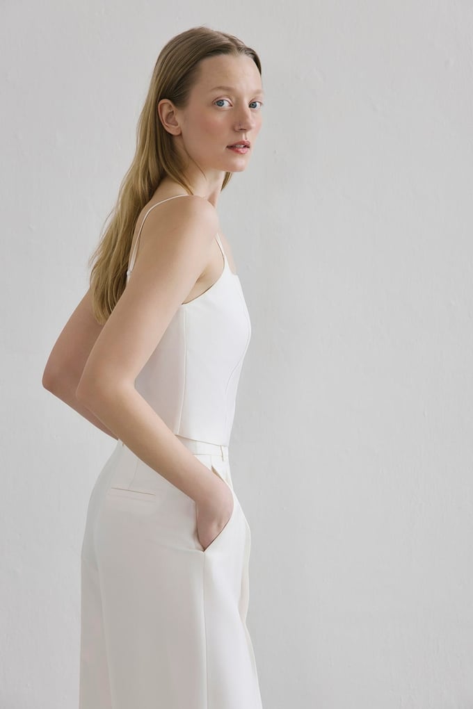 Sleeveless Back Zipper Ecru Tank Top