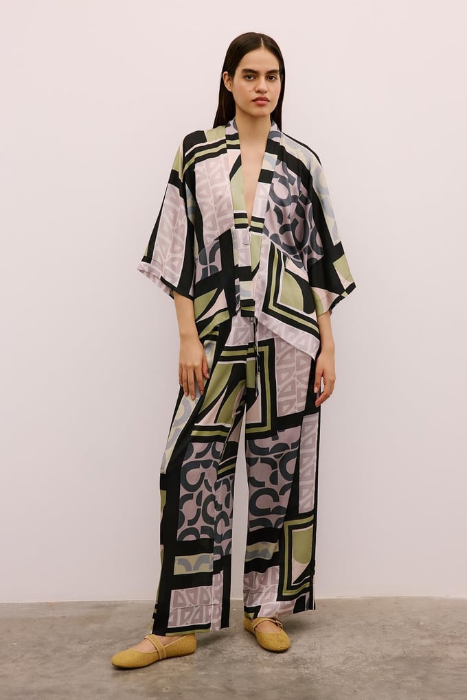 Tie-Up Patterned Black Kimono
